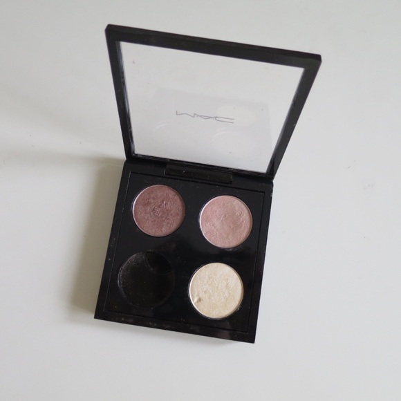 MAC Cosmetics Eye Shadow Palette - Picture 3 of 3